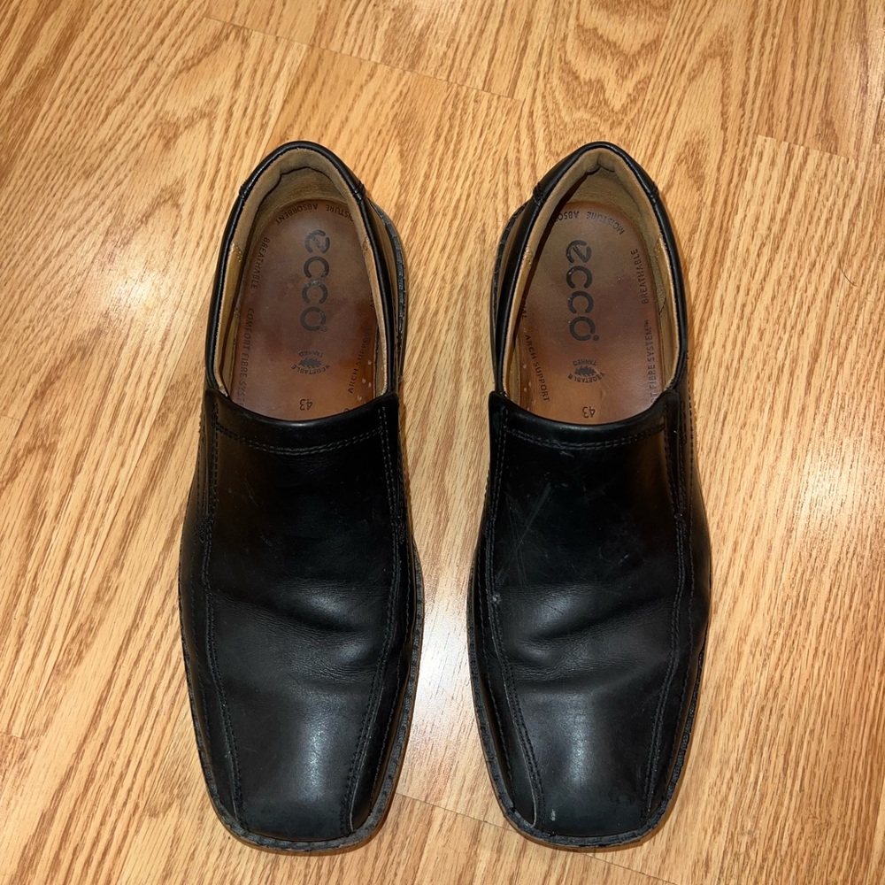 Ecco leather shoes